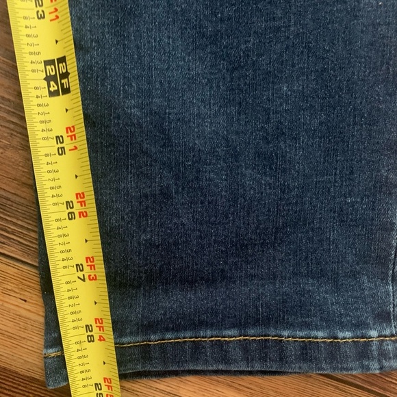 Judy Blue Boyfriend Fit Denim Jeans Medium To Dark Wash Size 3/26 - Picture 8 of 11